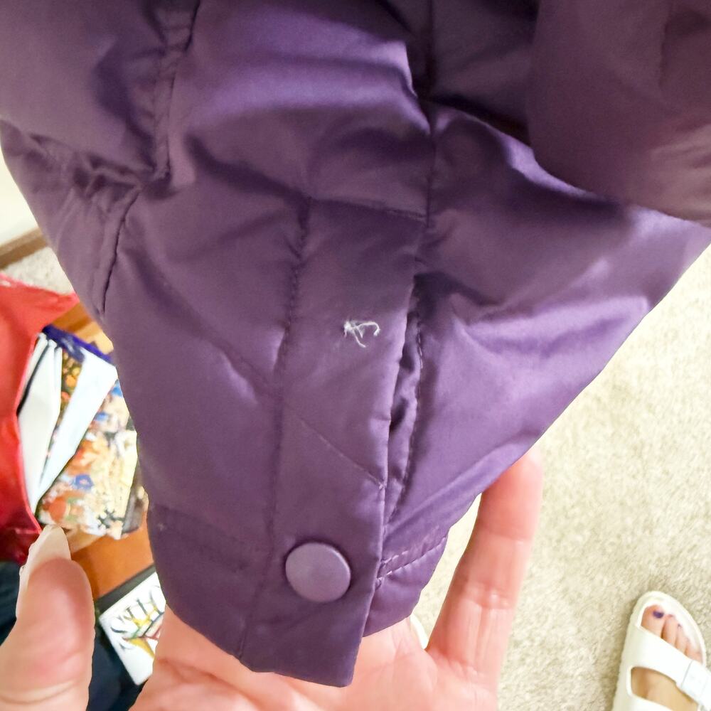 Patagonia Dark Purple Hooded Down Fill Parka Women's Medium Zip Up/Snap Closure - Picture 5 of 10